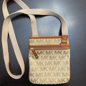 Michael Kors Crossbody Bag